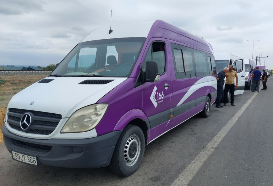 29 Familien erhalten in Vangli im Bezirk Aghdara Schlüssel zu ihren neuen Häusern