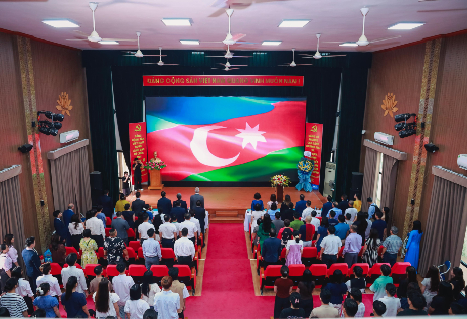Azerbaijan highlights tourism potential in Hanoi