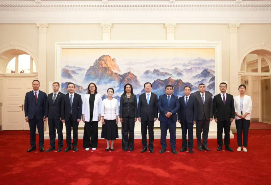 Azerbaiyán y China debaten perspectivas de cooperación en materia de derechos humanos y libertades