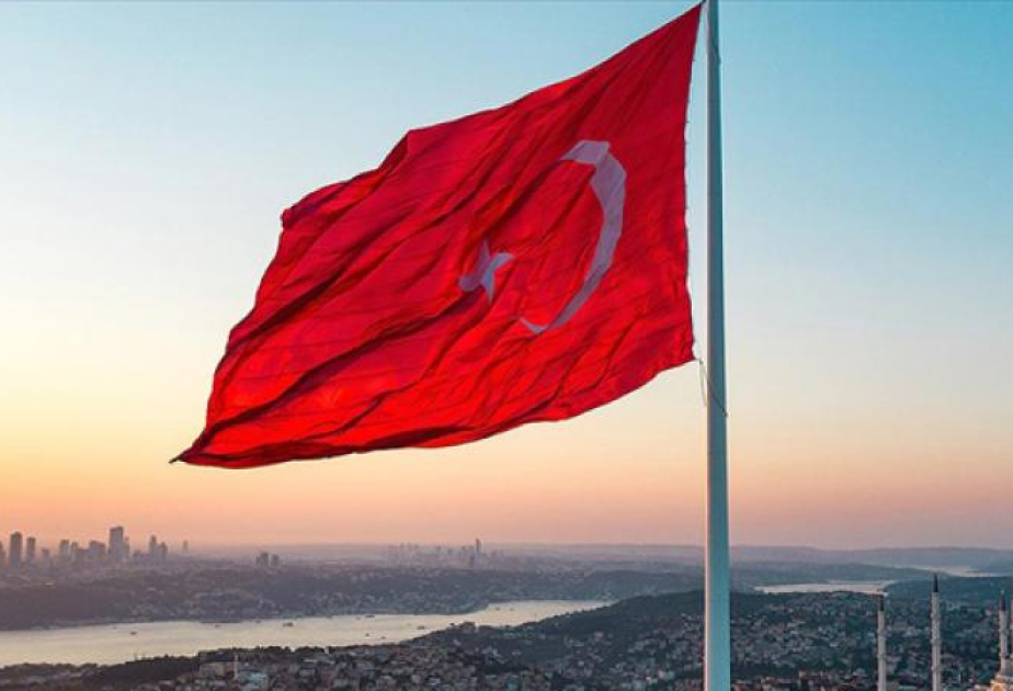 “Fitch” Türkiyə iqtisadiyyatının artım proqnozunu yaxşılaşdırıb