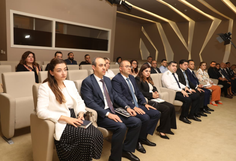 Qanunsuz tibb fəaliyyətinə qarşı mübarizə ilə bağlı ictimai müzakirə aparılıb
