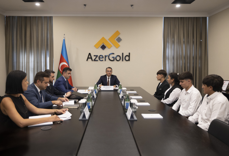 Руководитель ЗАО AzerGold встретился с участниками образовательного проекта «Горняк будущего», ставшими студентами