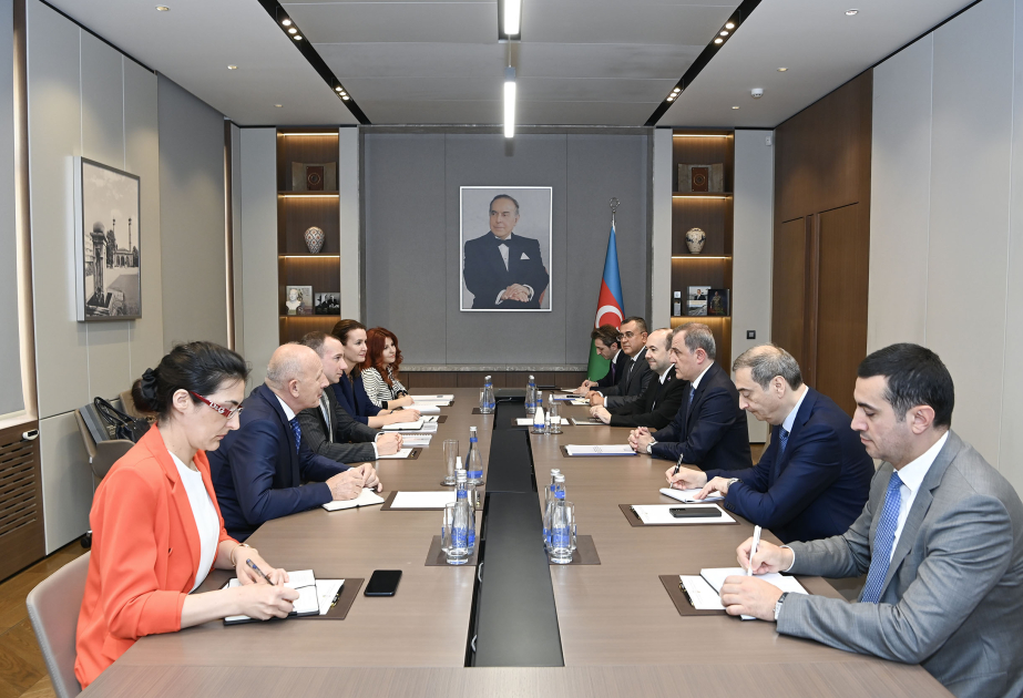 Ceyhun Bayramov Serbiyanın dövlət katibi ilə regional və beynəlxalq təhlükəsizlik məsələlərini müzakirə edib