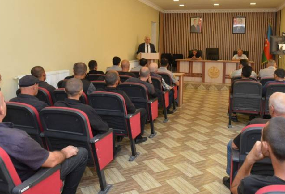 Məhkumlar üçün maarifləndirmə tədbirləri keçirilib