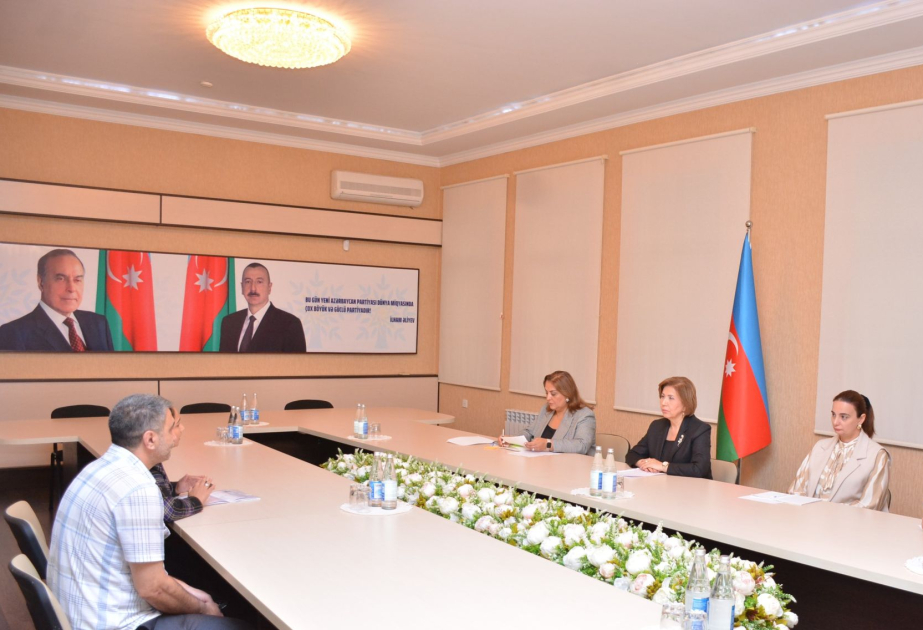 Komitə sədri Şamaxıda vətəndaşların müraciətlərini dinləyib