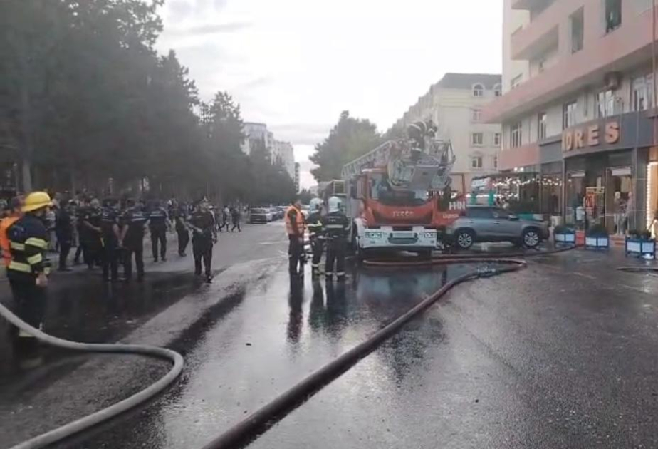 Xırdalanda çoxmərtəbəli yaşayış binasında baş verən yanğın söndürülüb