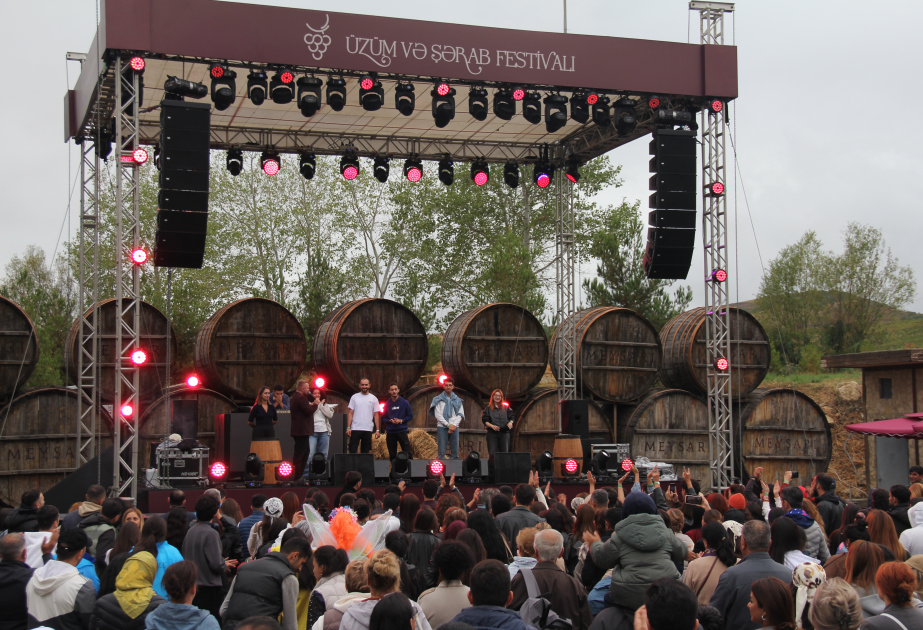 Второй день Фестиваля винограда и вина