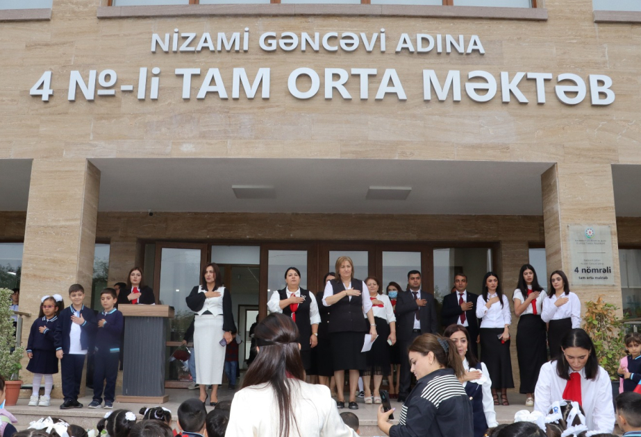 Se celebra el Día del Conocimiento en Khankendi, Aghdere y Joyalí