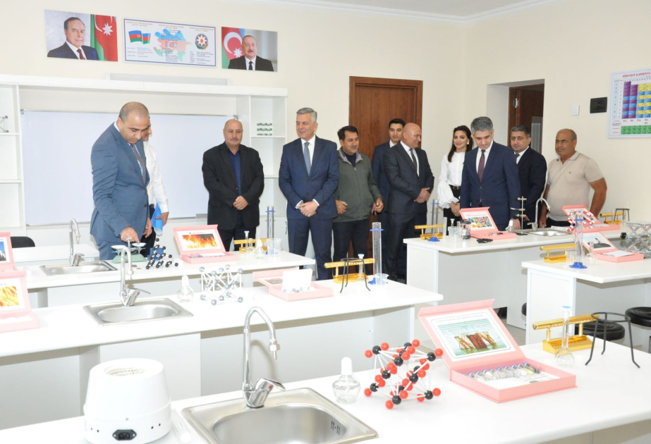 Biləsuvarda 624 şagird yerlik yeni məktəb binası istifadəyə verilib