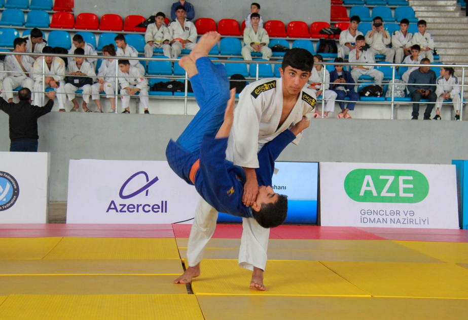 Ağdamda cüdo üzrə kəmər dərəcələri imtahanı keçirilib