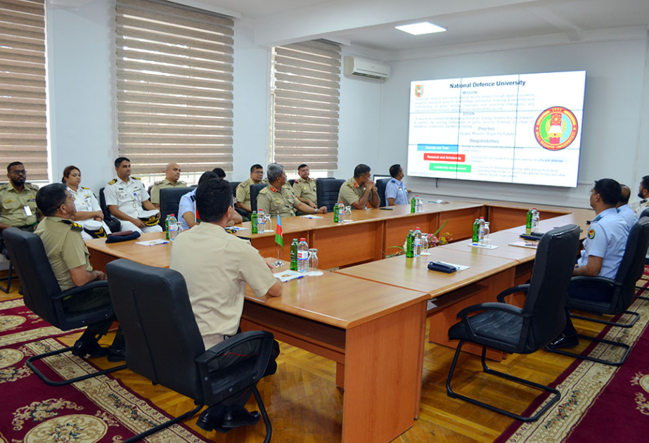 National Defense University hosts meeting with delegation from Bangladesh