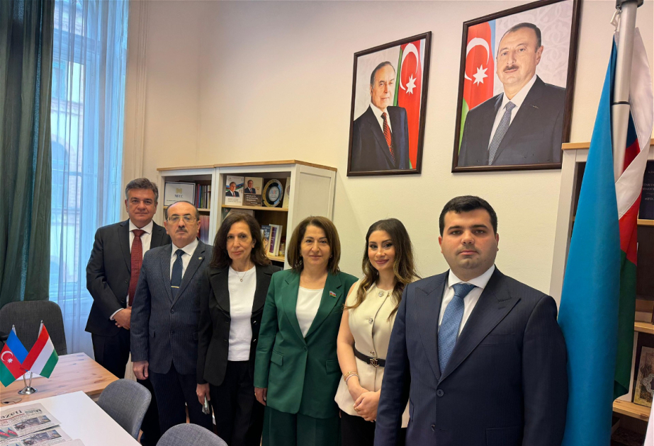 ADU Macarıstanda Azərbaycan dilinin tədrisinə başlayıb