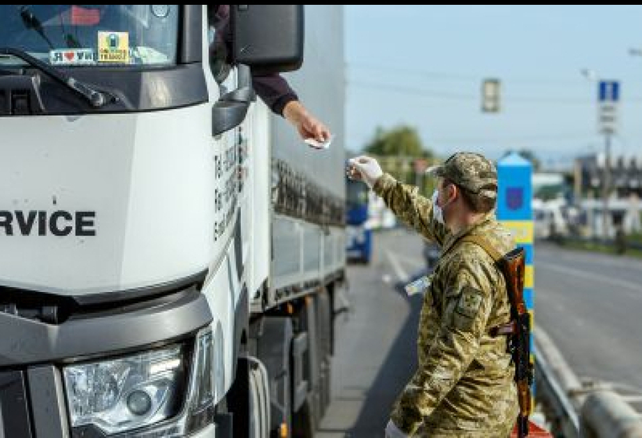 Azerbaiyán aumenta las cuotas de transporte para Ucrania