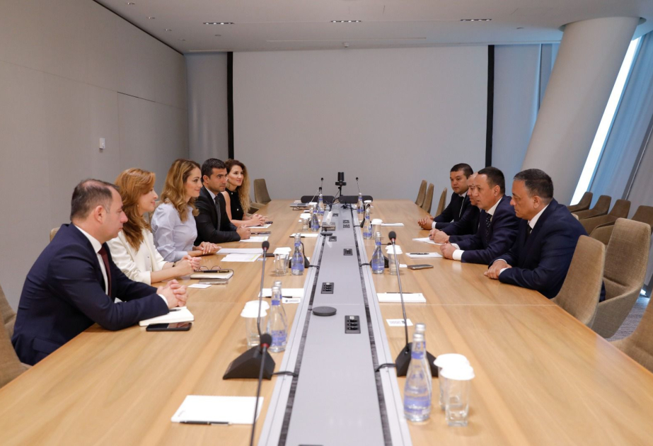 SOCAR arranges internship programs for employees of Uzbekneftegaz