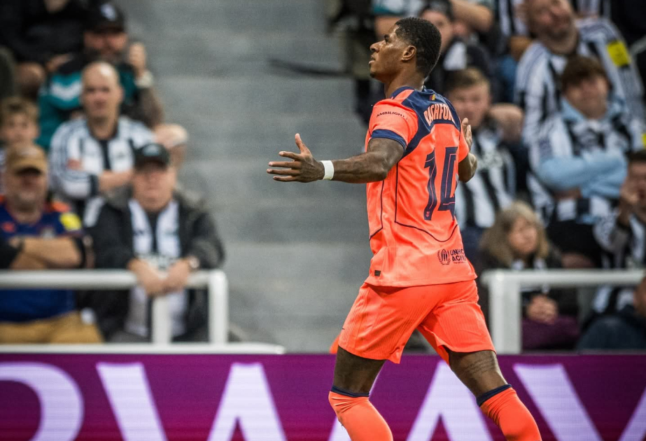 Champions League: Rashford stars in Barcelona win as De Bruyne loses on Man City return
