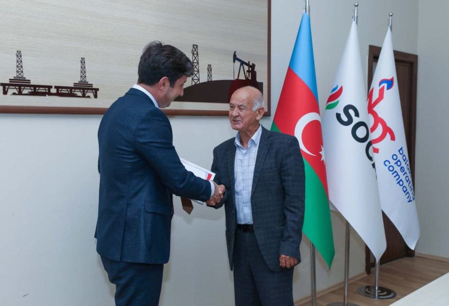 Balaxanı neftçiləri peşə bayramlarını təqaüdə çıxan qocaman üzvlərinin xeyir-duası ilə qeyd ediblər