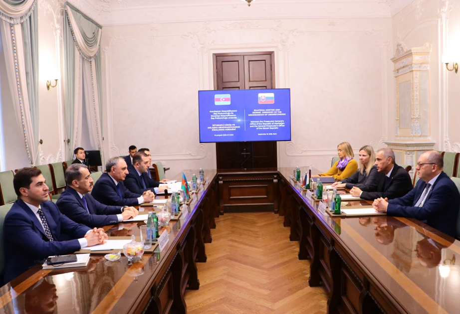 Delegation led by Slovak Prosecutor General visiting Azerbaijan