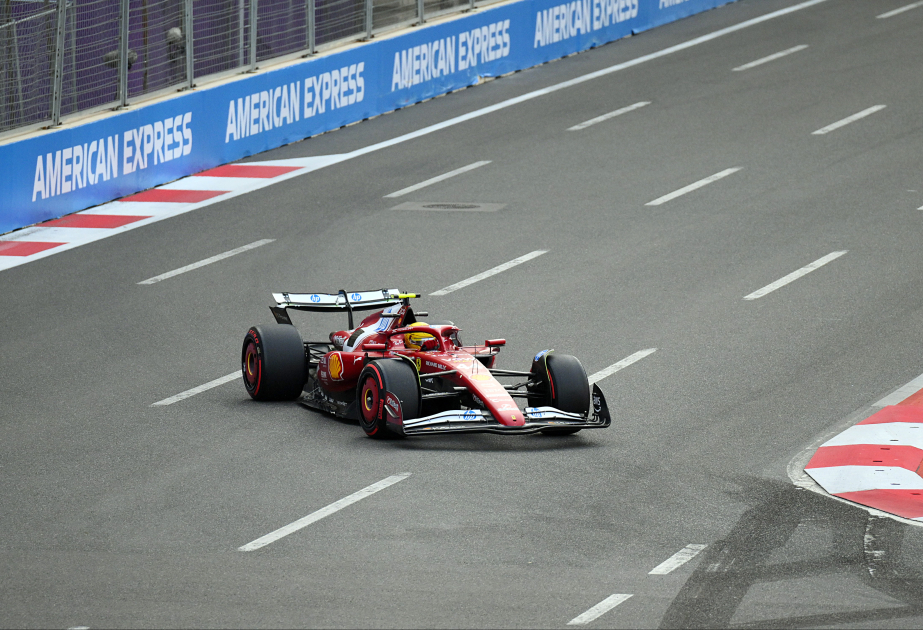 Lewis Hamilton gewinnt 2. Training des Aserbaidschan Grand Prix
