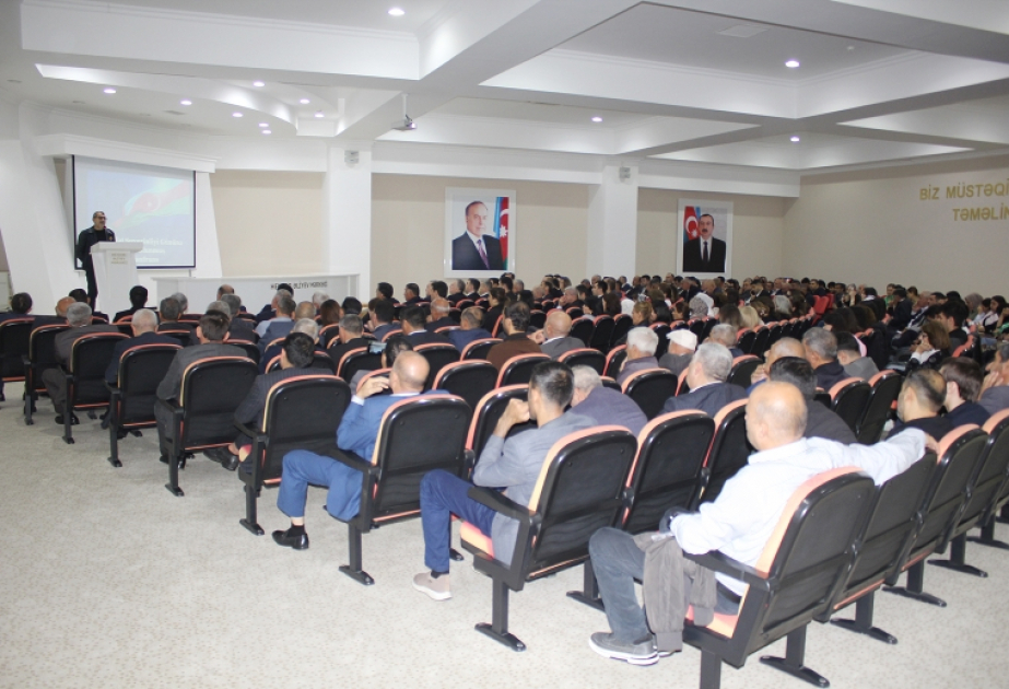 Azərbaycanın Dövlət Bayrağı suverenliyimizin bərqərar olduğu bütün ərazilərdə əzəmətlə dalğalanmaqdadır