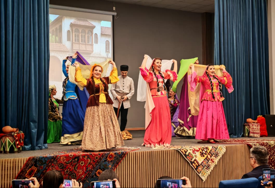 Xankəndidə “Arşın mal alan” operettası nümayiş edilib VİDEO