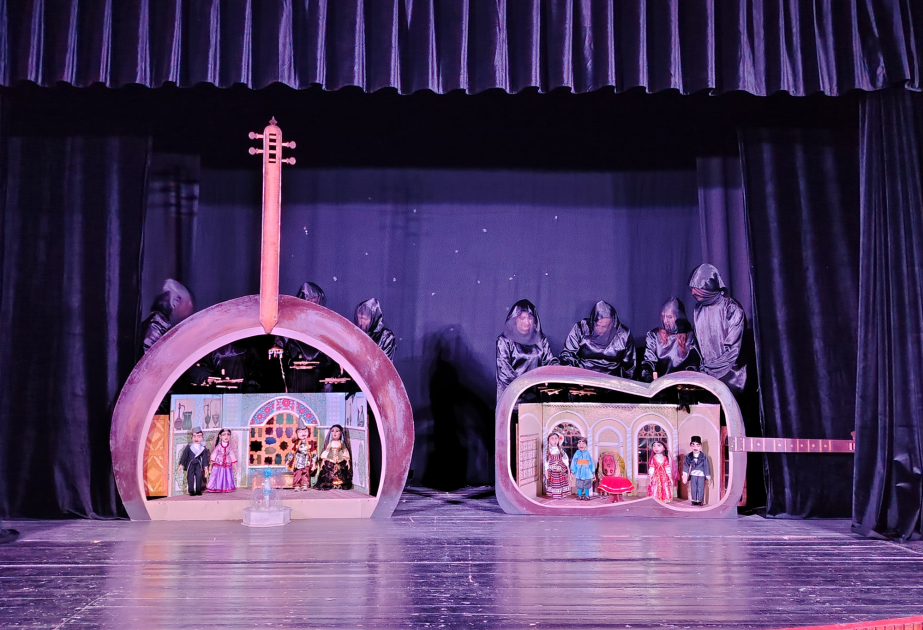 Naxçıvan Dövlət Kukla Teatrı Qaxda “Arşın mal alan” tamaşasını təqdim edib