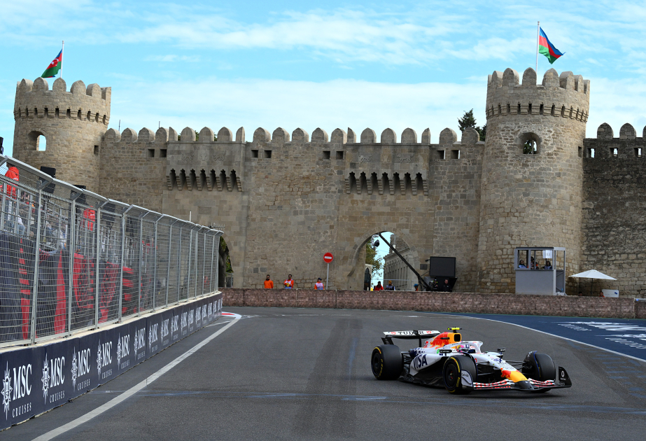 Formel 1: Verstappen gewinnt Qualifying in Baku