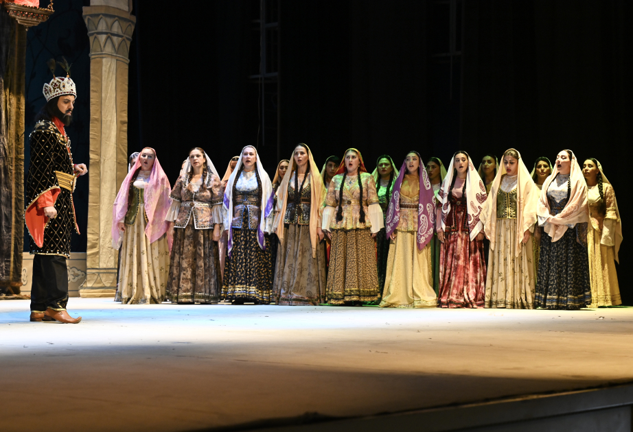 Üzeyir Hacıbəyli XVII Beynəlxalq Musiqi Festivalı çərçivəsində "Şah İsmayıl" operası nümayiş olunub