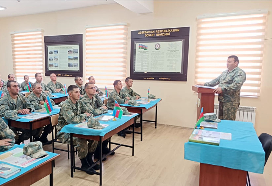 Dövlət Suverenliyi Günü Azərbaycan Ordusunda silsilə tədbirlərlə qeyd edilib