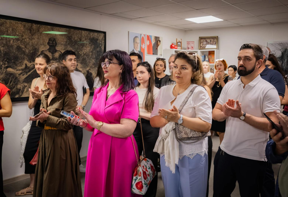 Praqada azərbaycanlı rəssam Heyran Mustafazadənin sərgisi açılıb
