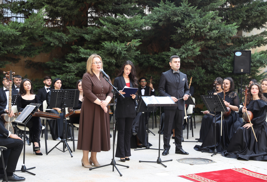 Üzeyir Hacıbəylinin 140 illik yubileyinə həsr olunmuş silsilə tədbirlər davam edir