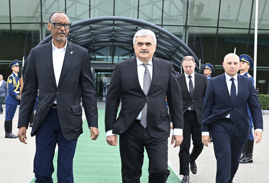 卢旺达总统结束对阿塞拜疆的访问