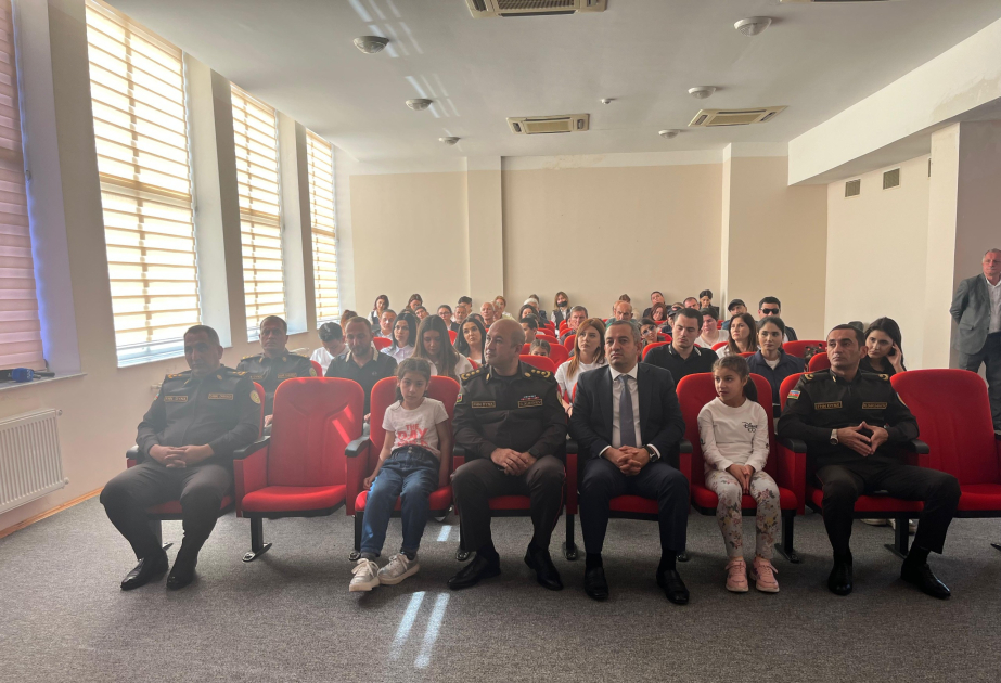 FHN Sığınacaq və Sosial Reabilitasiya Müəssisəsində təlim keçirib