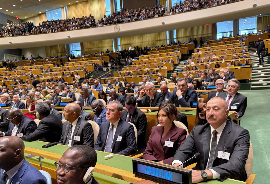 El Presidente Ilham Aliyev y la Primera Dama Mehriban Aliyeva participaron en los debates de alto nivel de la 80ª sesión de la Asamblea General de la ONU