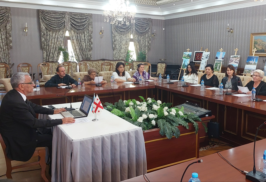 Tbilisidə “Mədəni irsimiz Qərbi Azərbaycana Qayıdış Konsepsiyasında” mövzusunda dəyirmi masa keçirilib