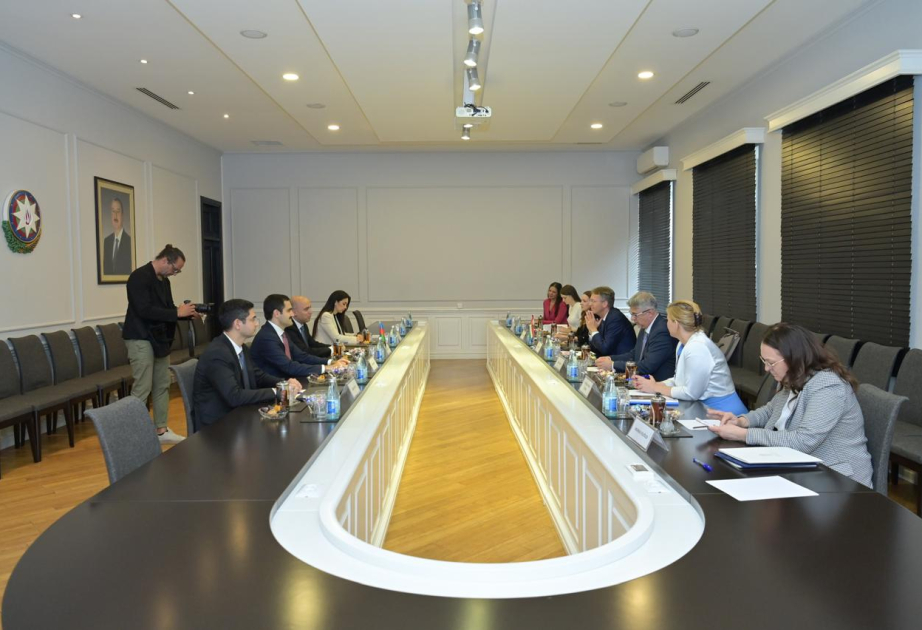 Azerbaijan and Hungary explore new opportunities in science and education cooperation