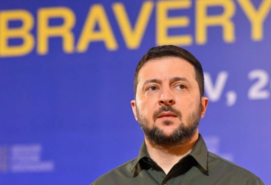 Zelenski: Ukraynanın uzaqmənzilli dronları Krımda Rusiyanın logistikasını məhv edir