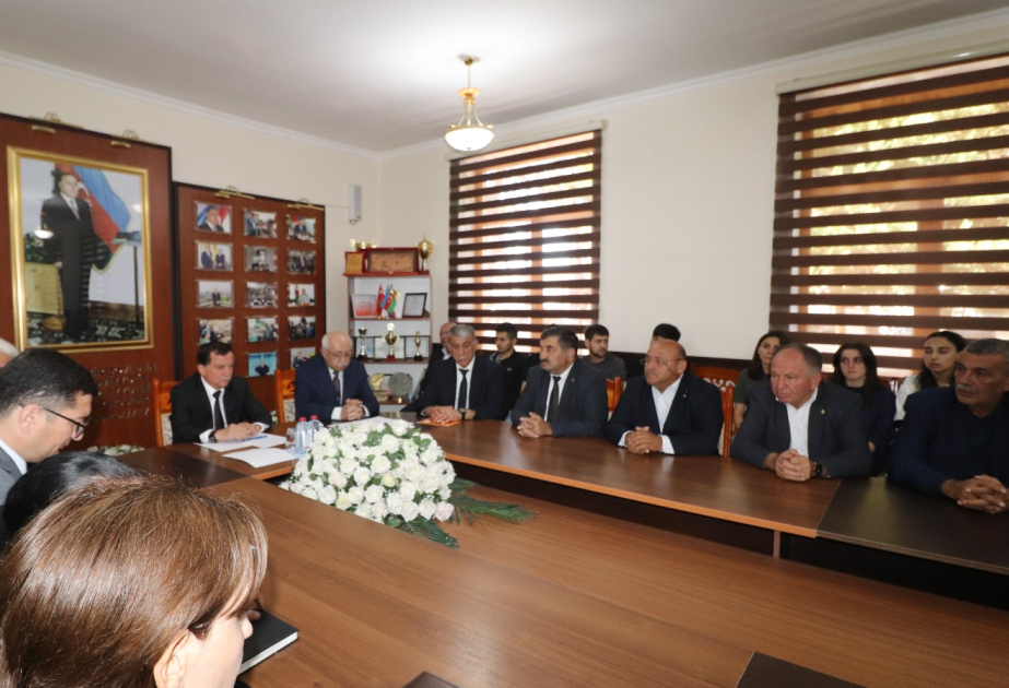 BDU-nun Qazax filialında Anım Gününə həsr olunmuş dəyirmi masa keçirilib