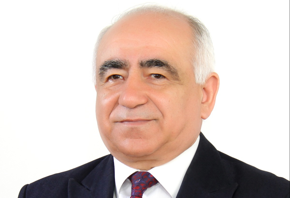 Professor Fərrux Rüstəmov: Qalib xalqın qalib gələcəyini formalaşdırmaq müəllimlərin üzərinə yeni vəzifələr qoyur