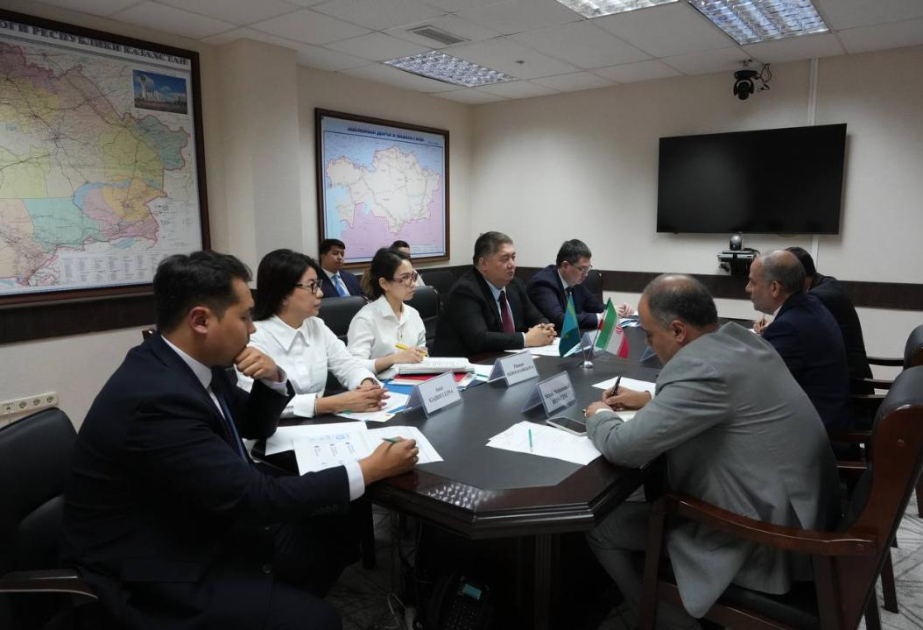 Qazaxıstan ilə İran arasında nəqliyyat-logistika sahəsində əməkdaşlıq müzakirə edilib