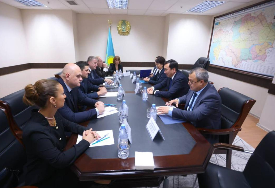 Astaná y Tiflis discutieron el desarrollo del Corredor Medio