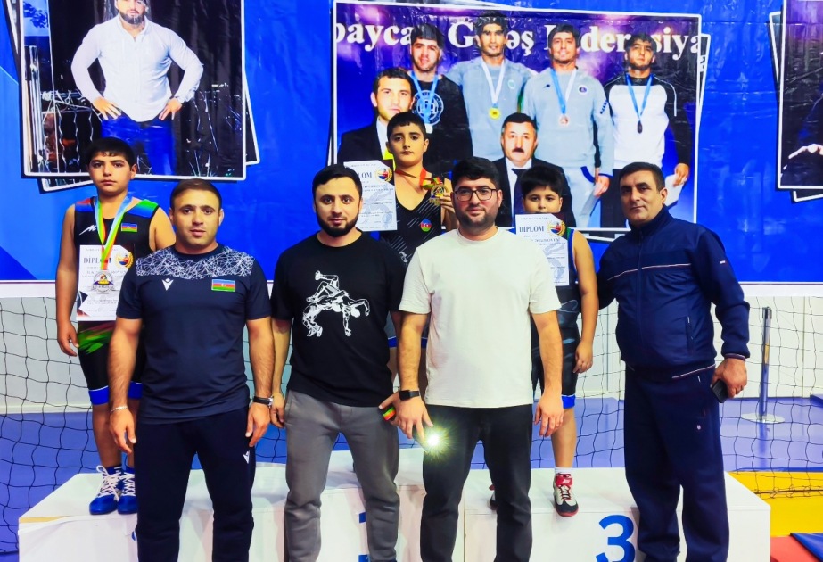 Naxçıvanlı güləşçilər respublika turnirində 8 medal qazanıblar