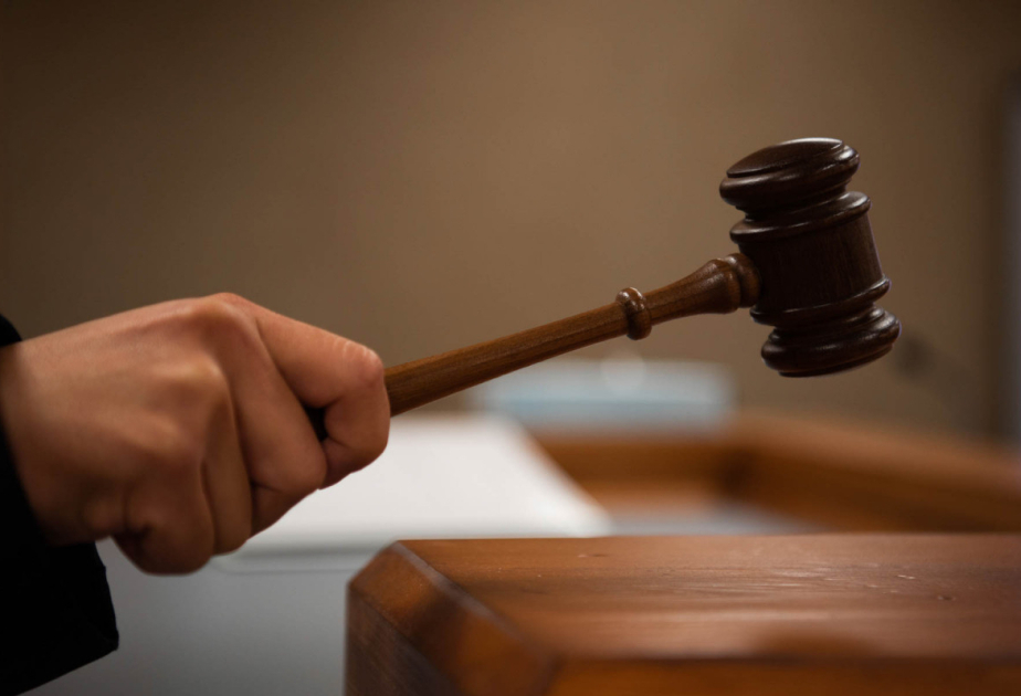 Prokurorluq: Qanunsuz tibbi müdaxilə nəticəsində vətəndaşın səhhətinə zərər vurulması faktı üzrə cinayət işi məhkəməyə göndərilib