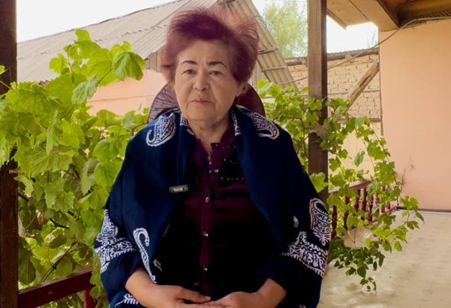 Qazaxıstanda Ağdam daşından tikilmiş Ağ ev VİDEO