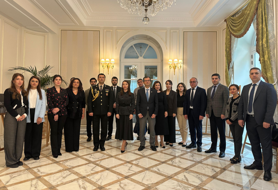 Parisdə şəhidlərimizin xatirəsi ehtiramla yad edilib