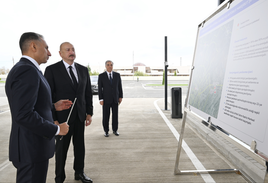 Le président Ilham Aliyev prend part à l'inauguration du dépôt de bus de Gandja de la SARL Bakubus VIDEO