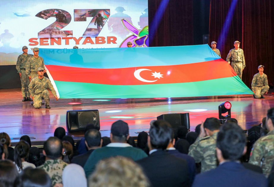 Naxçıvanda Vətən müharibəsindən sonra 40 şəhid ailəsi, 45 müharibə əlili mənzillə təmin olunub