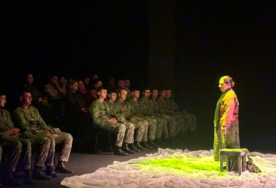 Anım Günündə Gənc Tamaşaçılar Teatrında “İnanıram” monotamaşası nümayiş olunub