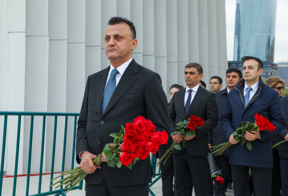 TƏBİB kollektivi Zəfər parkını ziyarət edib