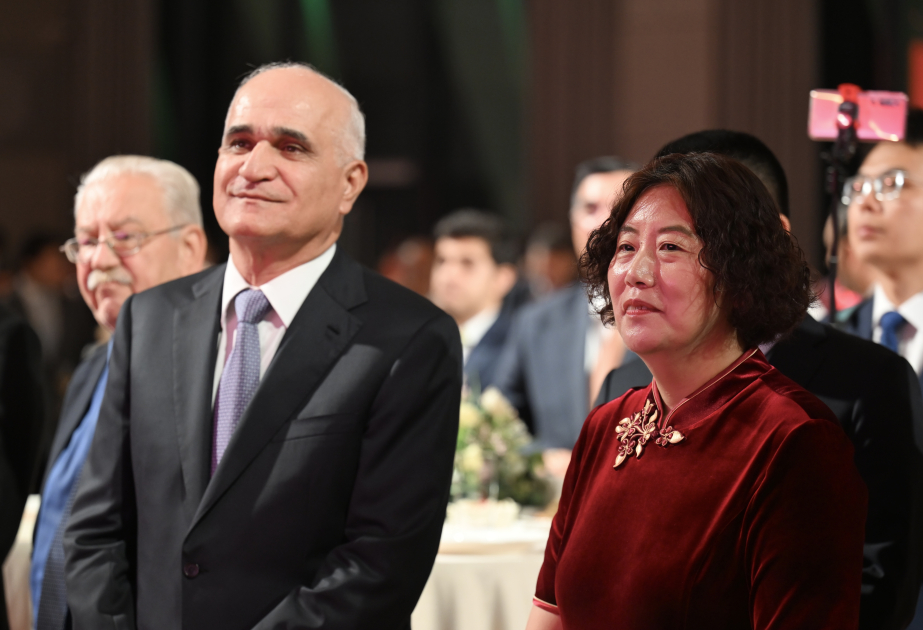 在巴库举办庆祝中华人民共和国成立76周年招待会