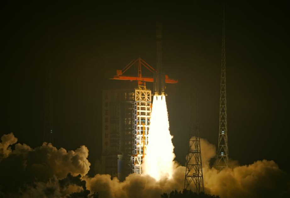 China launches low Earth orbit satellite group